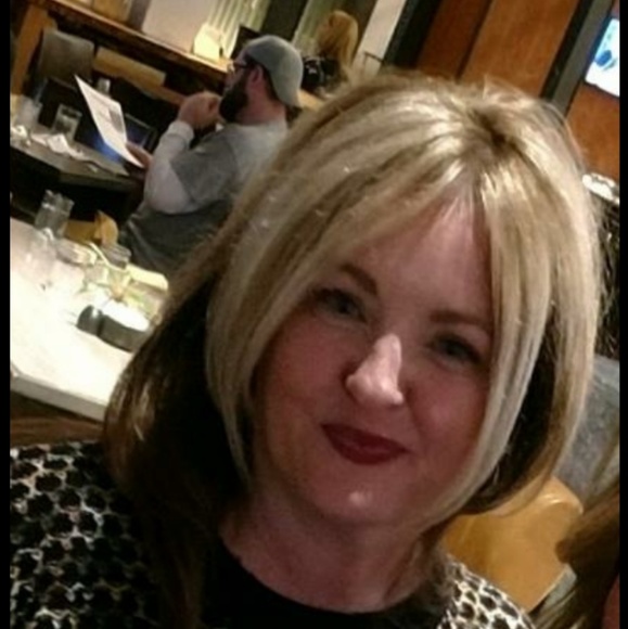 Meet your Posher, N - Picture 1 of 2